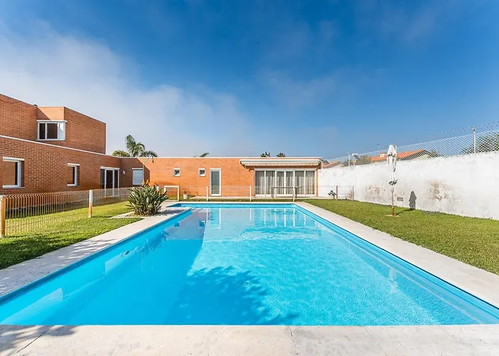 Gasthuis Guestready - Esmoriz's Golden Hour With Pool