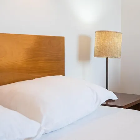 Guestready - Esmoriz's Golden Hour With Pool 招待所 4*