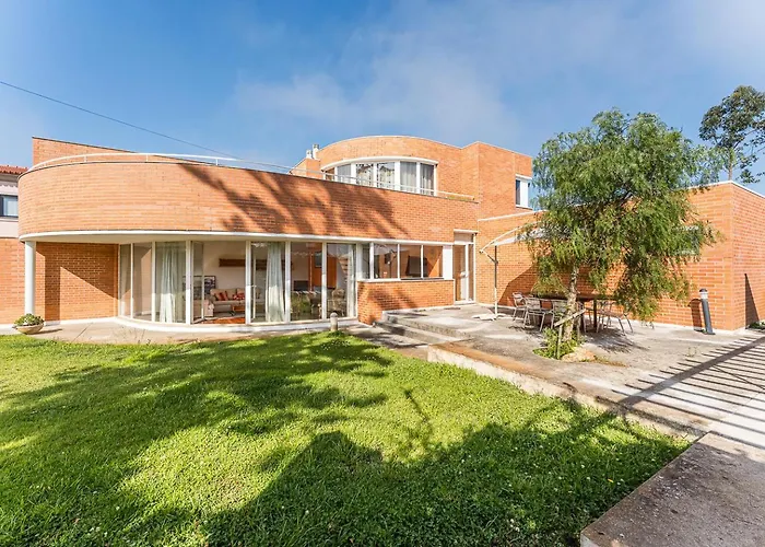 Guestready - Esmoriz's Golden Hour With Pool Πανσιόν 4*