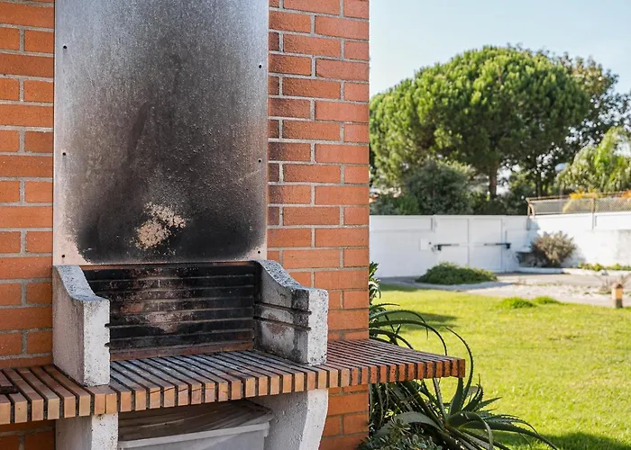 Πανσιόν Guestready - Esmoriz's Golden Hour With Pool